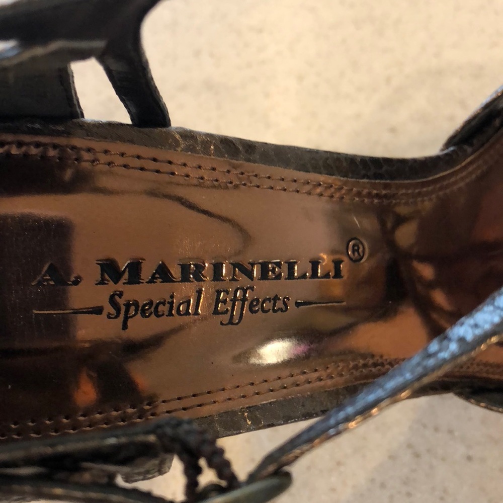 Heels - Picture 5 of 5